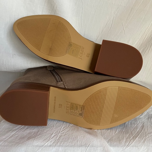 BRAND NEW In Box Size 6.5M J.Crew Grey Flat Ankle Boots Sueded Side Zip BT276 - Picture 7 of 11